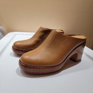 Vince Navina Leather Mule, TAN, Size 8.5, NWT without Box